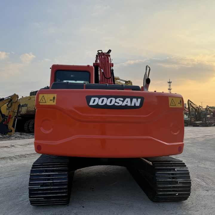 Excavator 14 Ton Original Korea Used Doosan DX140LC-9c DX 140 150 225 300 Hydraulic Crawler Excavators in Good Condition Doosan140 14 Ton Original Korea Used Doosan DX140LC-9c DX 140 150 225 300 Hydraulic Crawler Excavators in Good Condition Doosan140- Photo 4