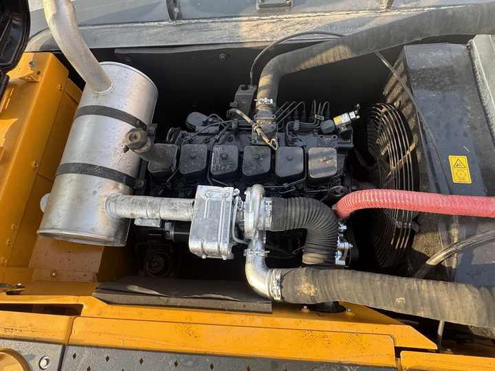 Crawler excavator Perfect Condition usada excavadora 22ton Hyundai 220LC Hyundai Excavator Used 220LC-9S excavator For Construction For Sale Perfect Condition usada excavadora 22ton Hyundai 220LC Hyundai Excavator Used 220LC-9S excavator For Construction For Sale- Photo 7