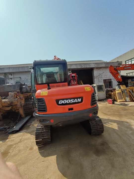 Crawler excavator Used excavator doosan dx60 excavators machinery doosan dx60 dx80 dx75 dx225 dh60 dh60-7 excavator Used excavator doosan dx60 excavators machinery doosan dx60 dx80 dx75 dx225 dh60 dh60-7 excavator- Photo 6