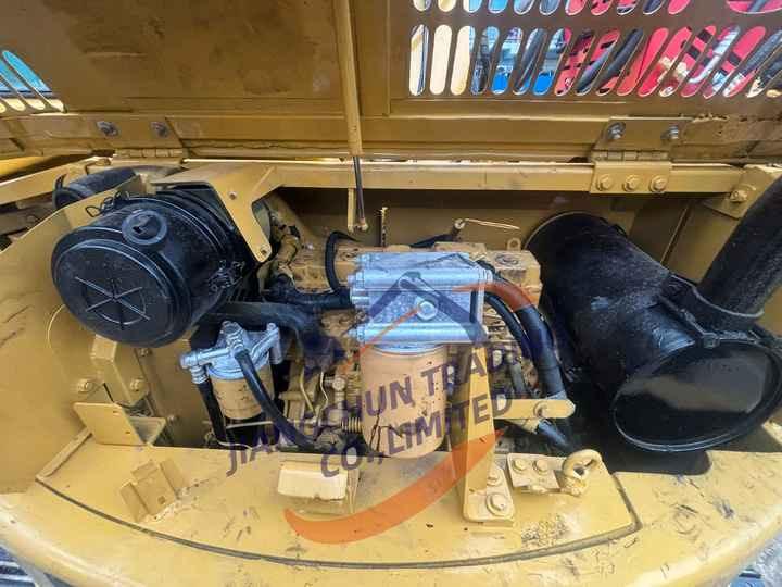 Mini excavator Good Price CAT 305.5E 307 308C 308D 308E 312D 315D 320C 320D Second Hand 7 Tons Used Mini Crawler Excavator For Sale Good Price CAT 305.5E 307 308C 308D 308E 312D 315D 320C 320D Second Hand 7 Tons Used Mini Crawler Excavator For Sale- Photo 6