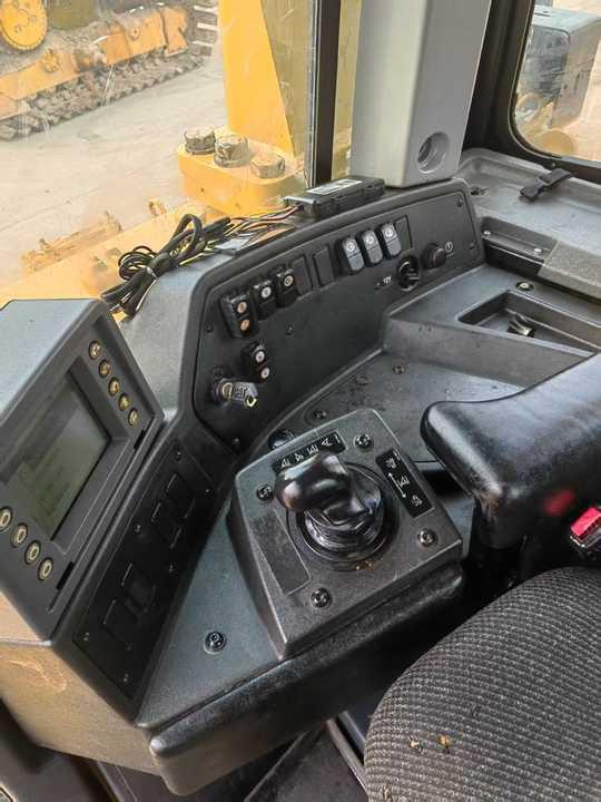 Bulldozer Original Caterpillar Bulldozer Cat D8T Second Hand Bulldozer Caterpillar D8 D6 D7 Originally Made in USA Brazil Original Caterpillar Bulldozer Cat D8T Second Hand Bulldozer Caterpillar D8 D6 D7 Originally Made in USA Brazil- Photo 5