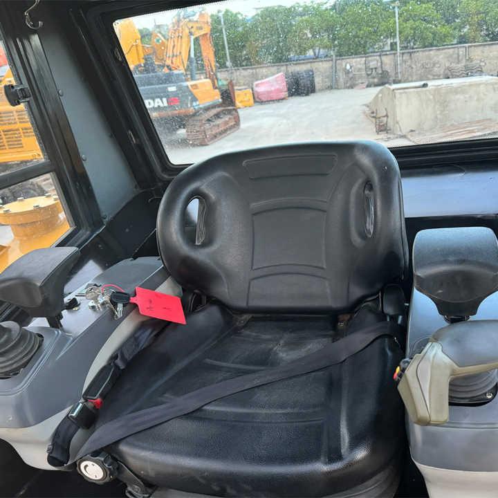 Bulldozer Bulldozer Used Cat D8r and More Bulldozers Like Mini Bulldozer Bulldozer Used Cat D8r and More Bulldozers Like Mini Bulldozer- Photo 6