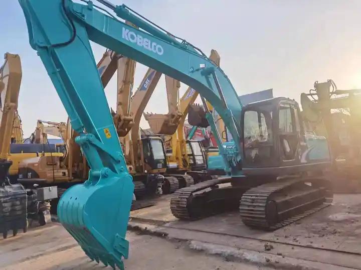 Crawler excavator Used Kobelco Excavator Sk200-8 Kobelco Digger Secondhand 20t Construction Machinery Original Equipment in Shanghai Used Kobelco Excavator Sk200-8 Kobelco Digger Secondhand 20t Construction Machinery Original Equipment in Shanghai- Photo 6