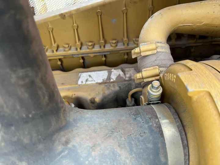 Bulldozer Original Japan Imported Caterpillar D7R Bulldozer Japan Original Cat D7G D7R D9n D8r Used Bulldozers Original Japan Imported Caterpillar D7R Bulldozer Japan Original Cat D7G D7R D9n D8r Used Bulldozers- Photo 2