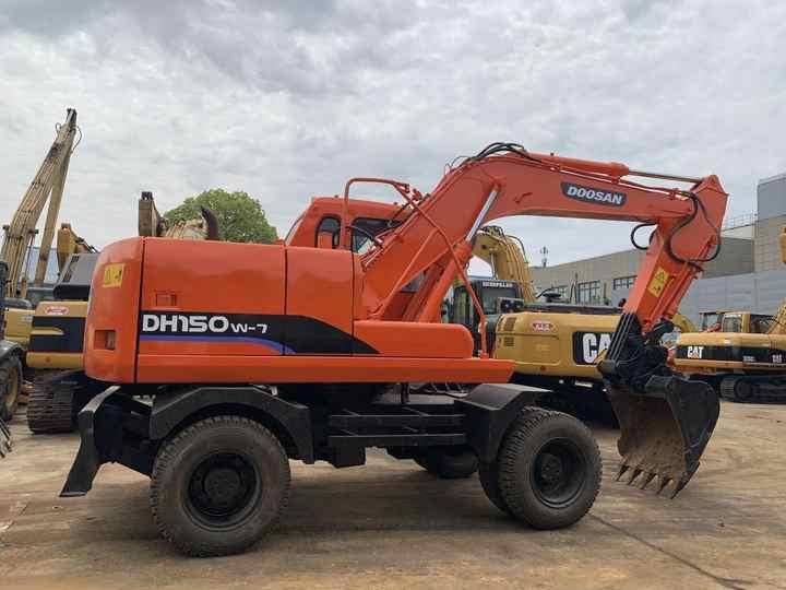 Crawler excavator Used excavator doosan dh150 excavators machinery doosan dx60 dx80 dx75 dx225 Good Condition Low price Used excavator doosan dh150 excavators machinery doosan dx60 dx80 dx75 dx225 Good Condition Low price- Photo 6
