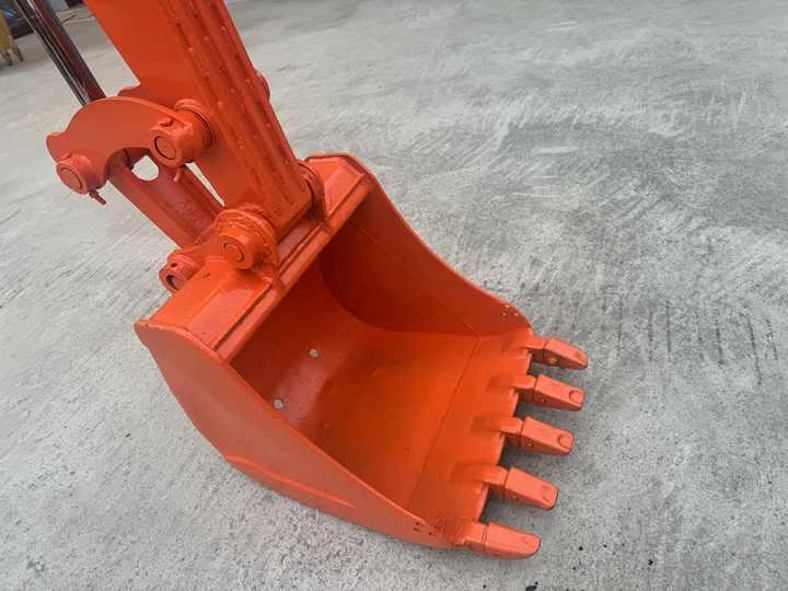 Crawler excavator High Quality Secondhand Small Excavator Doosan Dx60 Dx75 Korea Origin Mini Excavator Machine Good Price for Guyana High Quality Secondhand Small Excavator Doosan Dx60 Dx75 Korea Origin Mini Excavator Machine Good Price for Guyana- Photo 2