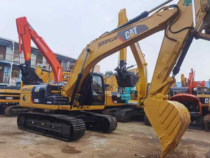 Crawler excavator Original Caterpillar Excavator Parts,Low Working Hours Of Used Excavator Cat320,320b,320c,320d,320dl,320d2 For Sale In Shanghai Original Caterpillar Excavator Parts,Low Working Hours Of Used Excavator Cat320,320b,320c,320d,320dl,320d2 For Sale In Shanghai- Photo 3