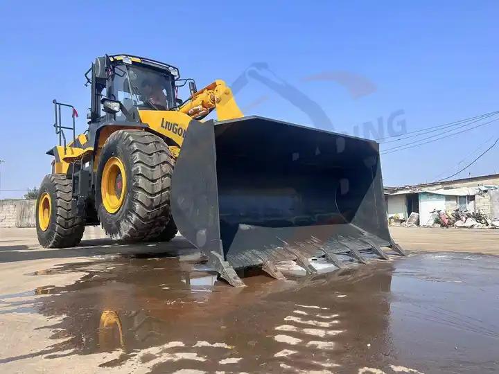 Wheel loader Original LiuGong Wheel Loader high quality 856H in Good Condition with Low running hours Original LiuGong Wheel Loader high quality 856H in Good Condition with Low running hours- Photo 3
