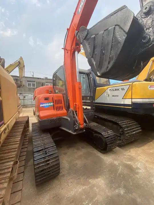 Crawler excavator Used doosan 6ton dx60 excavator on sale in stock Used doosan 6ton dx60 excavator on sale in stock- Photo 7