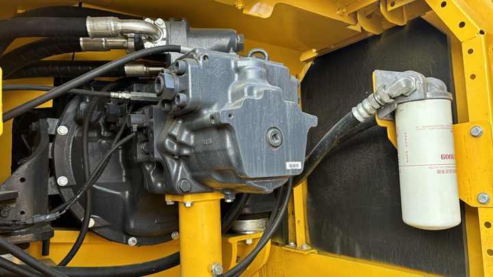 Crawler excavator Machinery Used Pc350-8 Original Komatsu PC350-8 Excavator PC300 PC350 PC400 PC450 35ton Hydraulic Crawler Excavator Available Machinery Used Pc350-8 Original Komatsu PC350-8 Excavator PC300 PC350 PC400 PC450 35ton Hydraulic Crawler Excavator Available- Photo 6