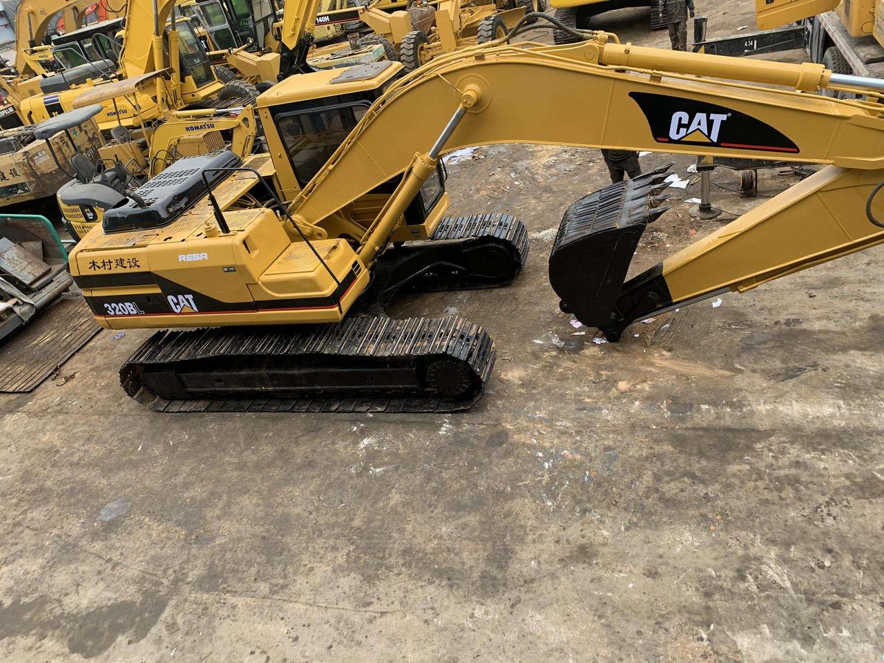 Crawler excavator Used CAT Excavator 320B 320BL 320C 320CL 320D 320D2 320D2L Made In Japan Used CAT Excavator 320B 320BL 320C 320CL 320D 320D2 320D2L Made In Japan- Photo 3