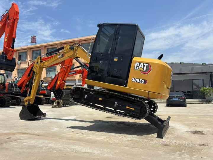 Excavator 6ton Caterpillar 306e2 Crawler Excavator Cat 306 Tractor Excavator Cat 306/306e/307e2/306/306e2 Excavator 6ton Caterpillar 306e2 Crawler Excavator Cat 306 Tractor Excavator Cat 306/306e/307e2/306/306e2 Excavator- Photo 5
