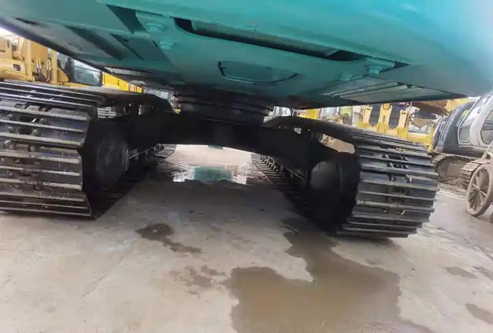 Crawler excavator Used Kobelco Excavator Sk200-8 Kobelco Digger Secondhand 20t Construction Machinery Original Equipment in Shanghai Used Kobelco Excavator Sk200-8 Kobelco Digger Secondhand 20t Construction Machinery Original Equipment in Shanghai- Photo 3