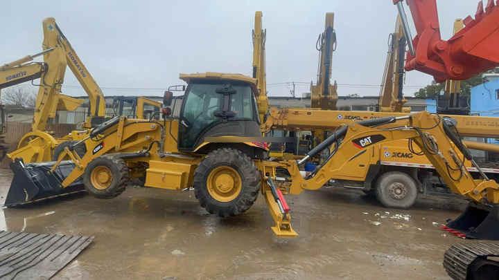 Backhoe loader HT636 Mini Tractor with Front End Loader and Backhoe Efficient Cat 420F2 Backhoe Loader Weichai Engine New Condition HT636 Mini Tractor with Front End Loader and Backhoe Efficient Cat 420F2 Backhoe Loader Weichai Engine New Condition- Photo 3