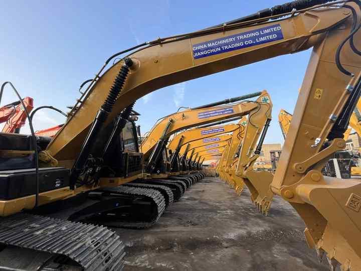 Excavator Second Hand Large Excavator CAT 320D 320d2 Caterpillar 20 Ton Used Crawler Excavator Caterpillar 320 Excavators Second Hand Large Excavator CAT 320D 320d2 Caterpillar 20 Ton Used Crawler Excavator Caterpillar 320 Excavators- Photo 3