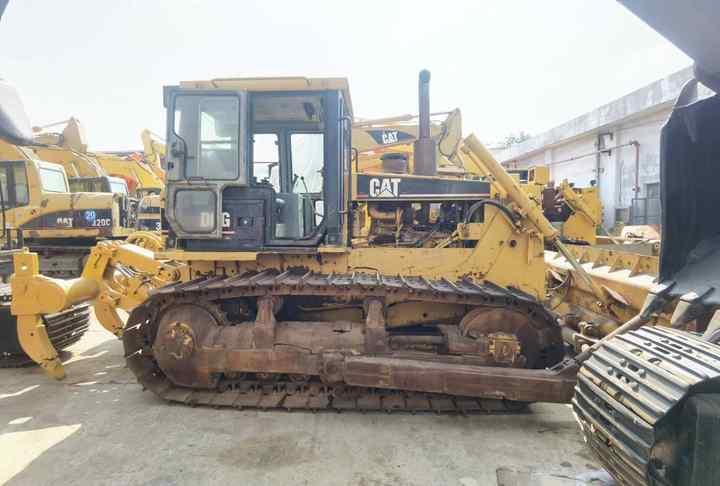 Bulldozer Original Japan Imported Caterpillar D6G Bulldozer Japan Original Cat D6G D7G D7R D9n D8r Used Bulldozers Original Japan Imported Caterpillar D6G Bulldozer Japan Original Cat D6G D7G D7R D9n D8r Used Bulldozers- Photo 2