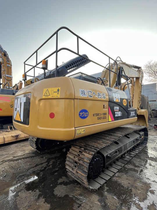 Crawler excavator Good condition japan original low hour used hydraulic crawler cat 320 excavator cat 320d cat320d2 excavator in stock for sale Good condition japan original low hour used hydraulic crawler cat 320 excavator cat 320d cat320d2 excavator in stock for sale- Photo 4