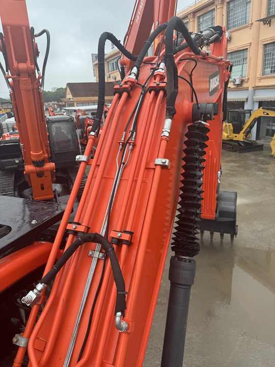Crawler excavator High Quality Korea Made 2019 Year Doosan Brand Dx225 Dx225lc Dx225lca Crawler Excavator High Quality Korea Made 2019 Year Doosan Brand Dx225 Dx225lc Dx225lca Crawler Excavator- Photo 2