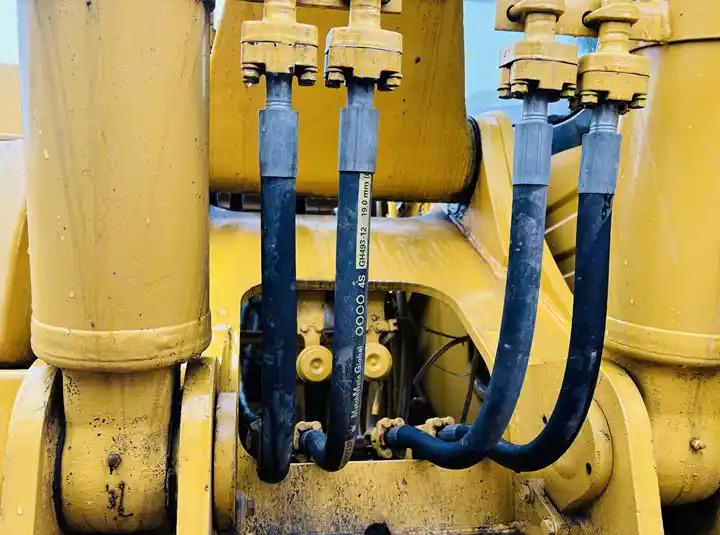 Crawler excavator Favorable Price Japan Original Good Working Condition Used Komatsu Pc300-7 Tracked Excavator In Shanghai Favorable Price Japan Original Good Working Condition Used Komatsu Pc300-7 Tracked Excavator In Shanghai- Photo 5