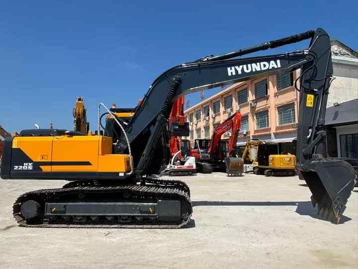 Excavator HYUNDAI 96% New HX220s Used Excavator, Korea 22 Ton HX210 HX225 HX 210 220 225 9S 22Ton Crawler Radio Digger Equipment Machine HYUNDAI 96% New HX220s Used Excavator, Korea 22 Ton HX210 HX225 HX 210 220 225 9S 22Ton Crawler Radio Digger Equipment Machine- Photo 4