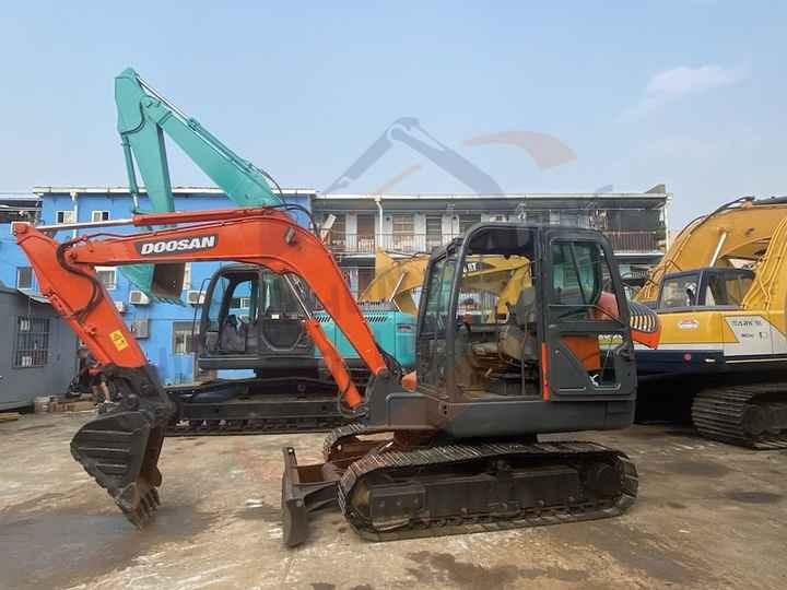 Crawler excavator Awesome Performance good price Korea Imported Small Scale Used Doosan Dx60 Excavator Awesome Performance good price Korea Imported Small Scale Used Doosan Dx60 Excavator- Photo 6