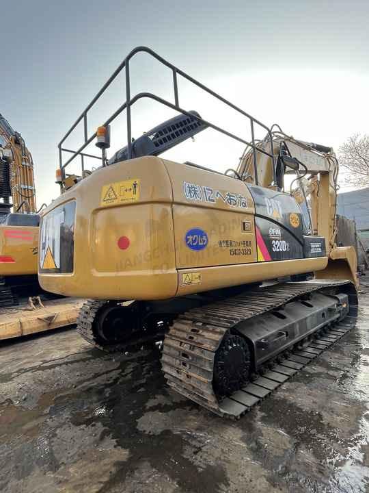 Crawler excavator 20Tons excavator Used CAT Excavator 325D 320D 320B 320BL 320C 320CL On sale 20Tons excavator Used CAT Excavator 325D 320D 320B 320BL 320C 320CL On sale- Photo 4