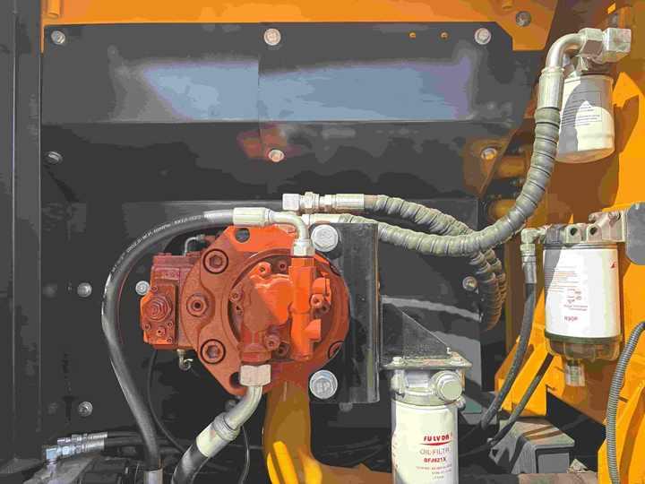 Excavator Original Used Korea 22ton Hyundai 220lc-9s 225lc-9t Excavator for Sale in Good Condition and Low Working Time Original Used Korea 22ton Hyundai 220lc-9s 225lc-9t Excavator for Sale in Good Condition and Low Working Time- Photo 5