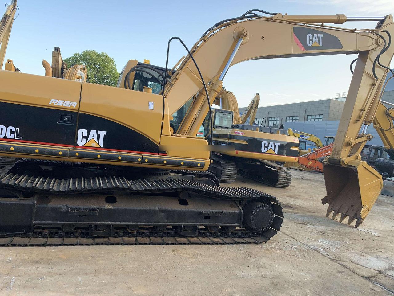 Crawler excavator wholesale Cat 320C 320CL 325C 329C excavator parts side panel doors for caterpillar wholesale Cat 320C 320CL 325C 329C excavator parts side panel doors for caterpillar- Photo 2