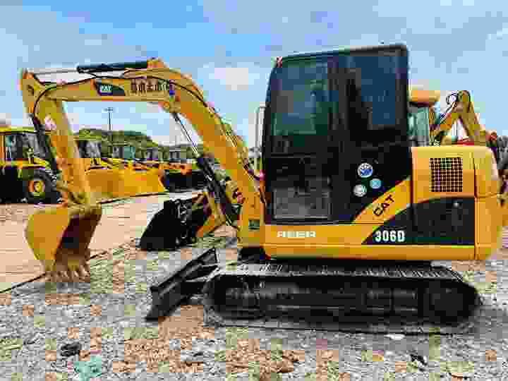 Mini excavator Good Price CAT 307 308C 308D 308E 312D 315D 320C 320D Second Hand 7t Used Mini Crawler catpillar Excavator low price Good Price CAT 307 308C 308D 308E 312D 315D 320C 320D Second Hand 7t Used Mini Crawler catpillar Excavator low price- Photo 2