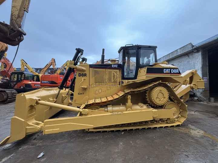 Bulldozer Original Second Hand Cat Bulldozer Caterpillar D8r 40 Tons Bulldozer with Good Quality in Low Price for Sale Original Second Hand Cat Bulldozer Caterpillar D8r 40 Tons Bulldozer with Good Quality in Low Price for Sale- Photo 3