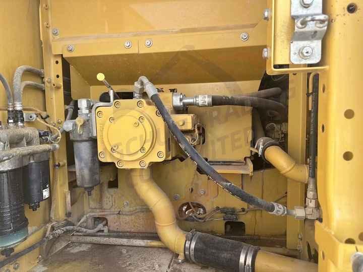 Crawler excavator 20Tons excavator Used CAT Excavator 320D 320B 320BL 320C 320CL Good Condition On sale 20Tons excavator Used CAT Excavator 320D 320B 320BL 320C 320CL Good Condition On sale- Photo 5