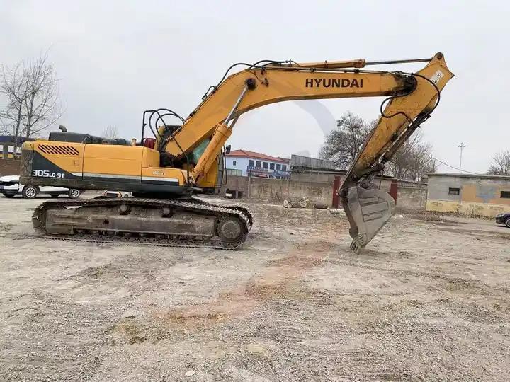 Crawler excavator Original Korea Used Excavator Hyundai 305lc-9t In Stock 90%new Second Hand Hyundai 305lc-9t Digger In Good Condition on sale Original Korea Used Excavator Hyundai 305lc-9t In Stock 90%new Second Hand Hyundai 305lc-9t Digger In Good Condition on sale- Photo 4