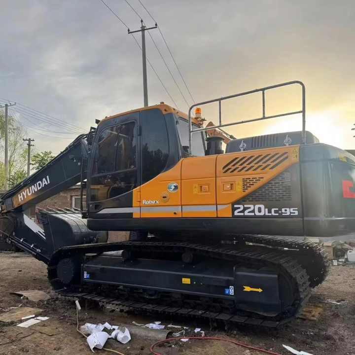 Excavator Korea Original Used Hyundai 220LC-9S Excavator Used Robex Hyundai 220 Excavator 220LC-9S Used Excavators for Sale Korea Original Used Hyundai 220LC-9S Excavator Used Robex Hyundai 220 Excavator 220LC-9S Used Excavators for Sale- Photo 2