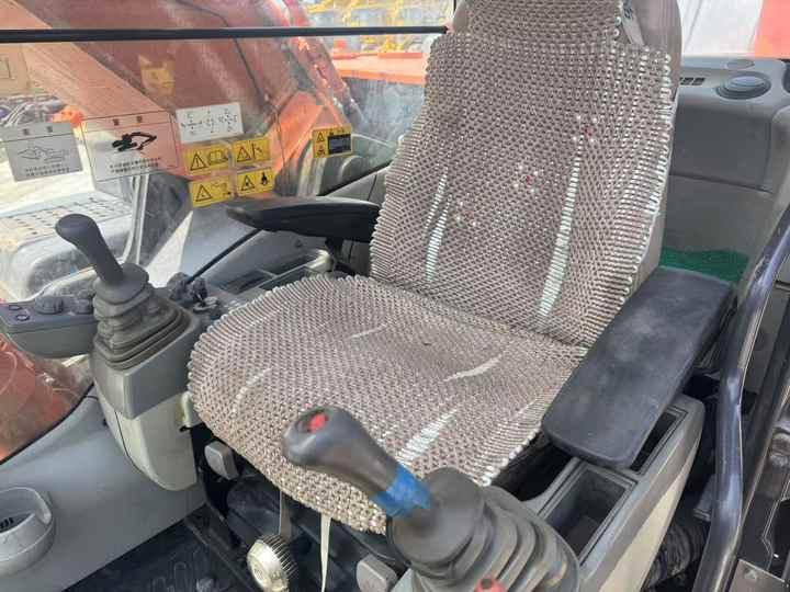 Excavator Used Machinery ZX350-5G ZX350-3G 35 Ton Crawler Used Hitachi Excavators Hitachi Heavy Duty Machine ZAXIS 350-5G 350-3G for Sale Used Machinery ZX350-5G ZX350-3G 35 Ton Crawler Used Hitachi Excavators Hitachi Heavy Duty Machine ZAXIS 350-5G 350-3G for Sale- Photo 4