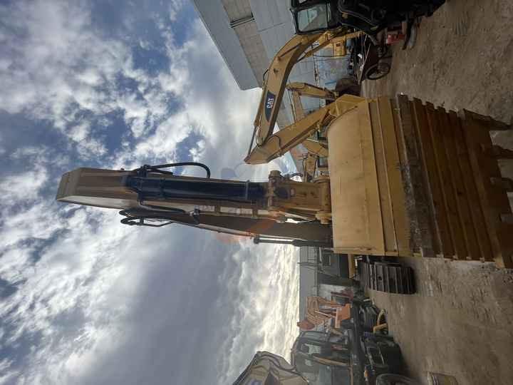 Crawler excavator Caterpillar Used Hydraulic Crawler Excavator Suitable 336D2L 336D2 336D Good Price Good Condition High Quality Caterpillar Used Hydraulic Crawler Excavator Suitable 336D2L 336D2 336D Good Price Good Condition High Quality- Photo 2