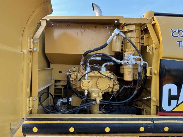 Crawler excavator Selling Original Japanese Second-hand Cat 320C Excavator 20 Tons Caterpillar 320CL Excavator at Low Price Selling Original Japanese Second-hand Cat 320C Excavator 20 Tons Caterpillar 320CL Excavator at Low Price- Photo 3
