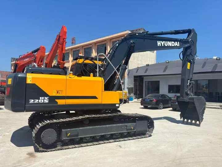 Excavator Used Korea Hyundai 220LC-9 22TON of Excavators in Good Condition Low Price Second-hand Used Korea Hyundai 220LC-9 22TON of Excavators in Good Condition Low Price Second-hand- Photo 5