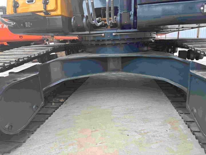 Excavator Original Used Korea 22ton Hyundai 220lc-9s 225lc-9t Excavator for Sale in Good Condition and Low Working Time Original Used Korea 22ton Hyundai 220lc-9s 225lc-9t Excavator for Sale in Good Condition and Low Working Time- Photo 4