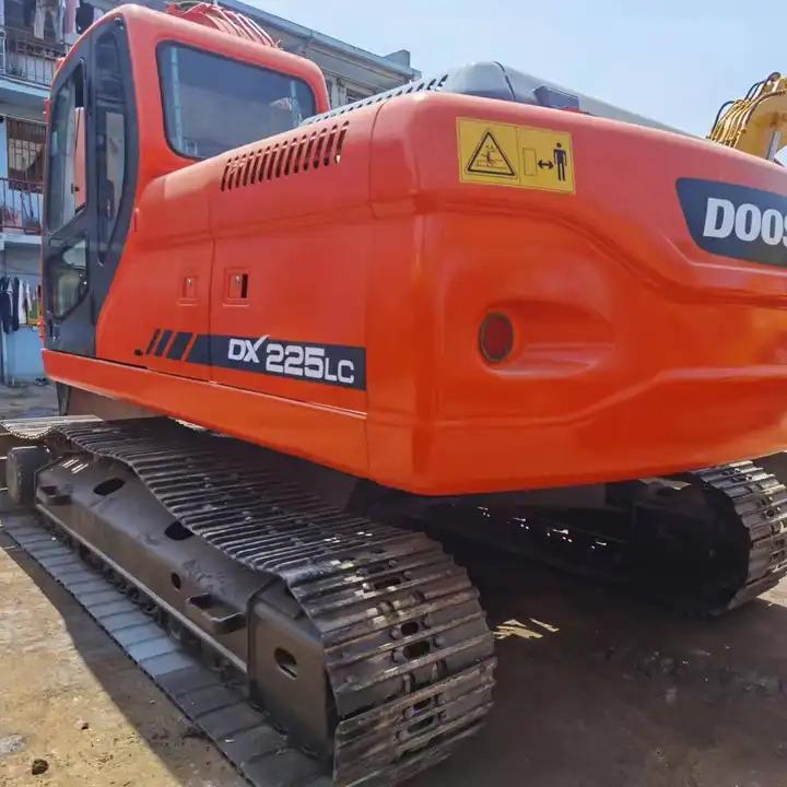 Crawler excavator 22tons Used Excavator Doosan DX225 In Good Condition Used Original doosan 225 excavator 22tons Used Excavator Doosan DX225 In Good Condition Used Original doosan 225 excavator- Photo 2
