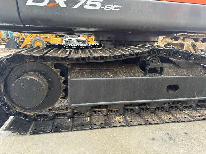 Crawler excavator Hot Sale Used Doosan DX75-9C Excavator Doosan 7.5 Ton Crawler Digger Original Equipment Hot Sale Used Doosan DX75-9C Excavator Doosan 7.5 Ton Crawler Digger Original Equipment- Photo 5