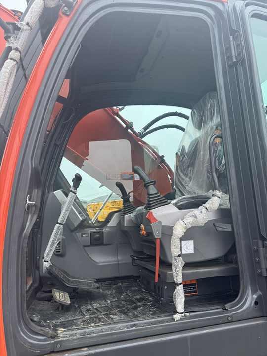 Crawler excavator High Quality Korea Made 2019 Year Doosan Brand Dx225 Dx225lc Dx225lca Crawler Excavator High Quality Korea Made 2019 Year Doosan Brand Dx225 Dx225lc Dx225lca Crawler Excavator- Photo 3
