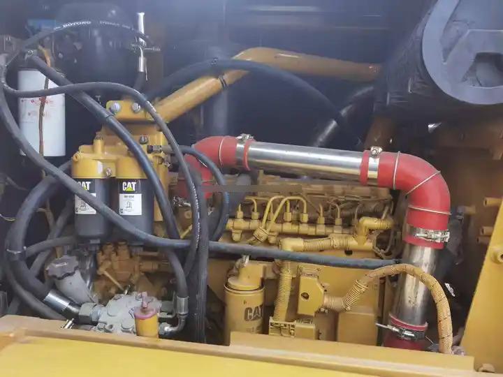 Грейдер Orginal used cat 140K motor grader with CAT C7 engine in Shanghai China Orginal used cat 140K motor grader with CAT C7 engine in Shanghai China- Photo 4