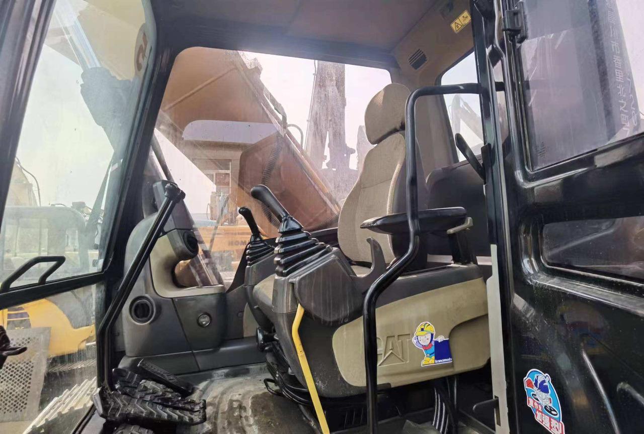 Гусеничный экскаватор Used CAT 320 320B 320C 320D Excavator with bucket for excavator Used CAT 320 320B 320C 320D Excavator with bucket for excavator- Photo 5