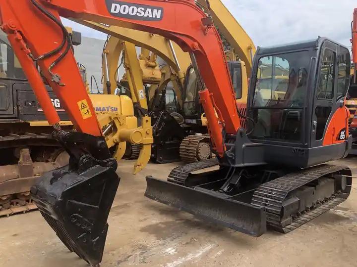 Kettenbagger doosan excavator used dx60 dh60 dx55 dh55 mini excavator 6 ton mini excavator free shipping doosan excavator used dx60 dh60 dx55 dh55 mini excavator 6 ton mini excavator free shipping- Photo 6