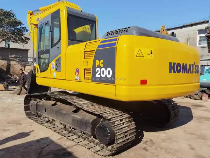 Escavatore cingolato Used Komatus excavator PC200-8 in good condition for sale Used Komatus excavator PC200-8 in good condition for sale- Photo 2