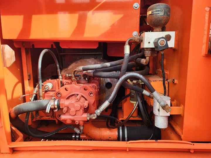 Kettenbagger Used excavator doosan dh150 excavators machinery doosan dx60 dx80 dx75 dx225 Good Condition Low price Used excavator doosan dh150 excavators machinery doosan dx60 dx80 dx75 dx225 Good Condition Low price- Photo 2