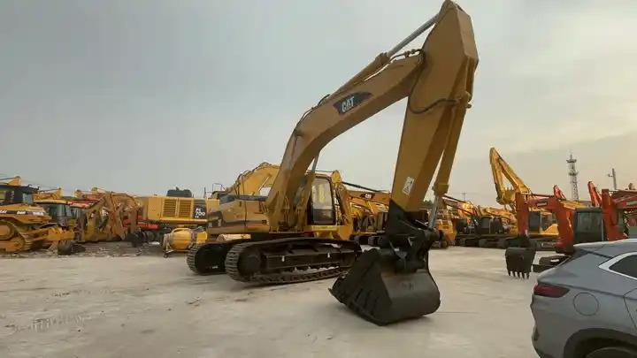 Escavatore cingolato 30Ton Used Excavator CAT 330BL Original Caterpillar Large Excavator 1.6m3 for Sale In Shanghai 30Ton Used Excavator CAT 330BL Original Caterpillar Large Excavator 1.6m3 for Sale In Shanghai- Photo 3