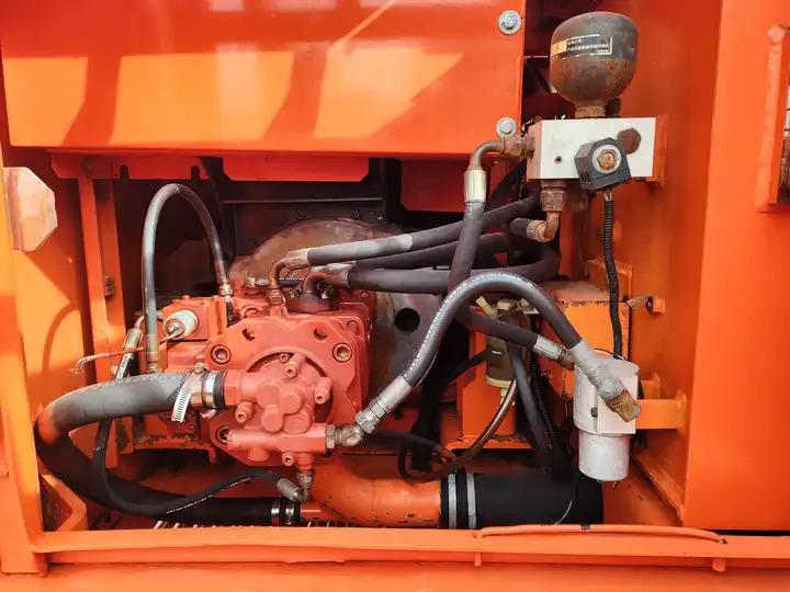 Kettenbagger Well-maintained Cheap Price Korea Original Used Doosan Dh150,Dh150lc-7 Crawler Excavator in Shanghai Well-maintained Cheap Price Korea Original Used Doosan Dh150,Dh150lc-7 Crawler Excavator in Shanghai- Photo 4