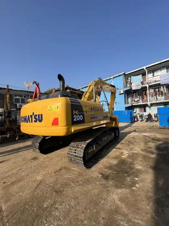 Kettenbagger Japan Komatsu PC200-8 used crawler excavator, Japan used Komatsu PC200 20ton tracked digger price Japan Komatsu PC200-8 used crawler excavator, Japan used Komatsu PC200 20ton tracked digger price- Photo 2