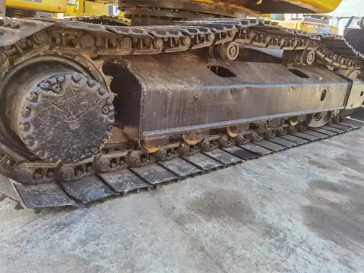 Escavatore cingolato Used Komatus excavator PC200-8 in good condition for sale Used Komatus excavator PC200-8 in good condition for sale- Photo 6